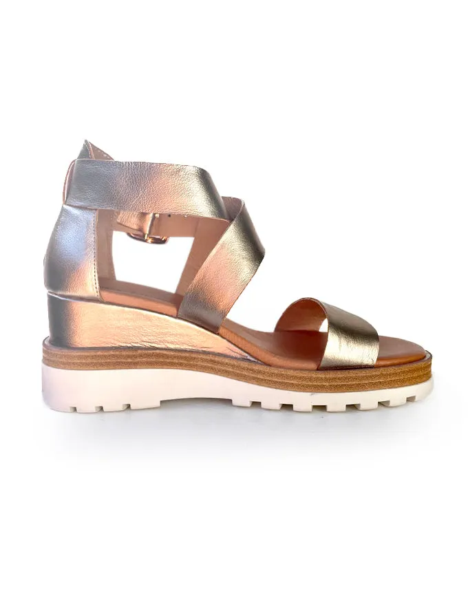 Becker Sandals Champagne
